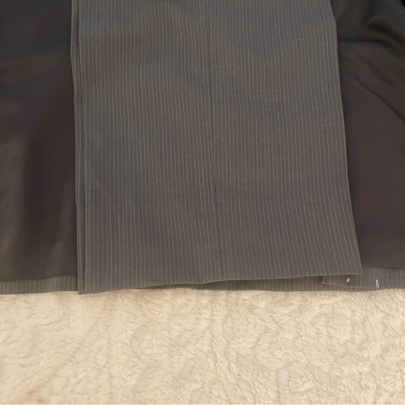 Donald Trump 100% Wool Grey Pin-Striped 2-piece suit - Picture 4 of 8